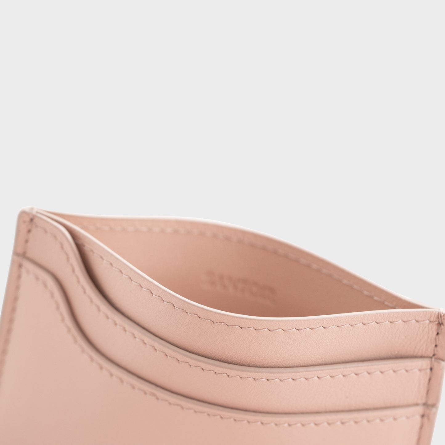 Tarjetero en Piel Napa de Ternera - Rose Cloud